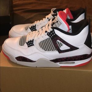 Jordan 4 “Flight nostalgia”